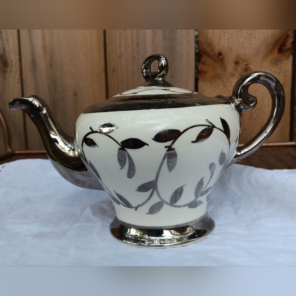 Vintage MYOTT Old Silver Lustre Teapot Staffordshire England - Picture 2 of 6